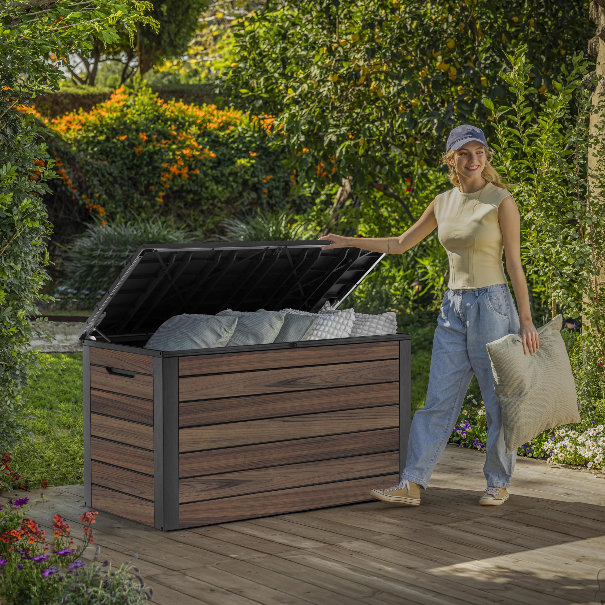 575L Outdoor Garden Storage Box with Lockable Lid & Extra Seating - Image 3